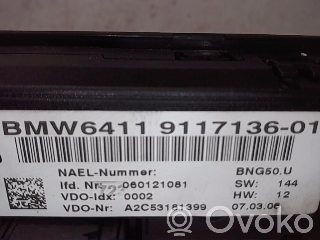 BMW 1 E81 E87 Climate control unit 