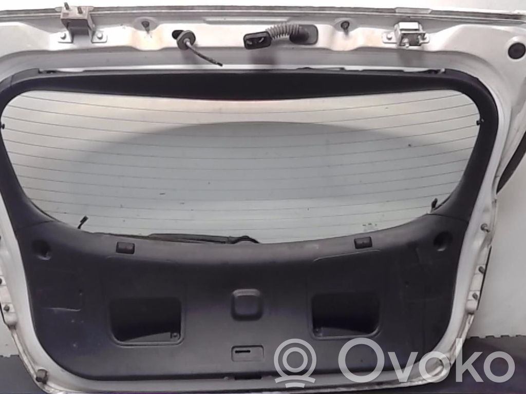 Hyundai i30 Puerta del maletero/compartimento de carga 