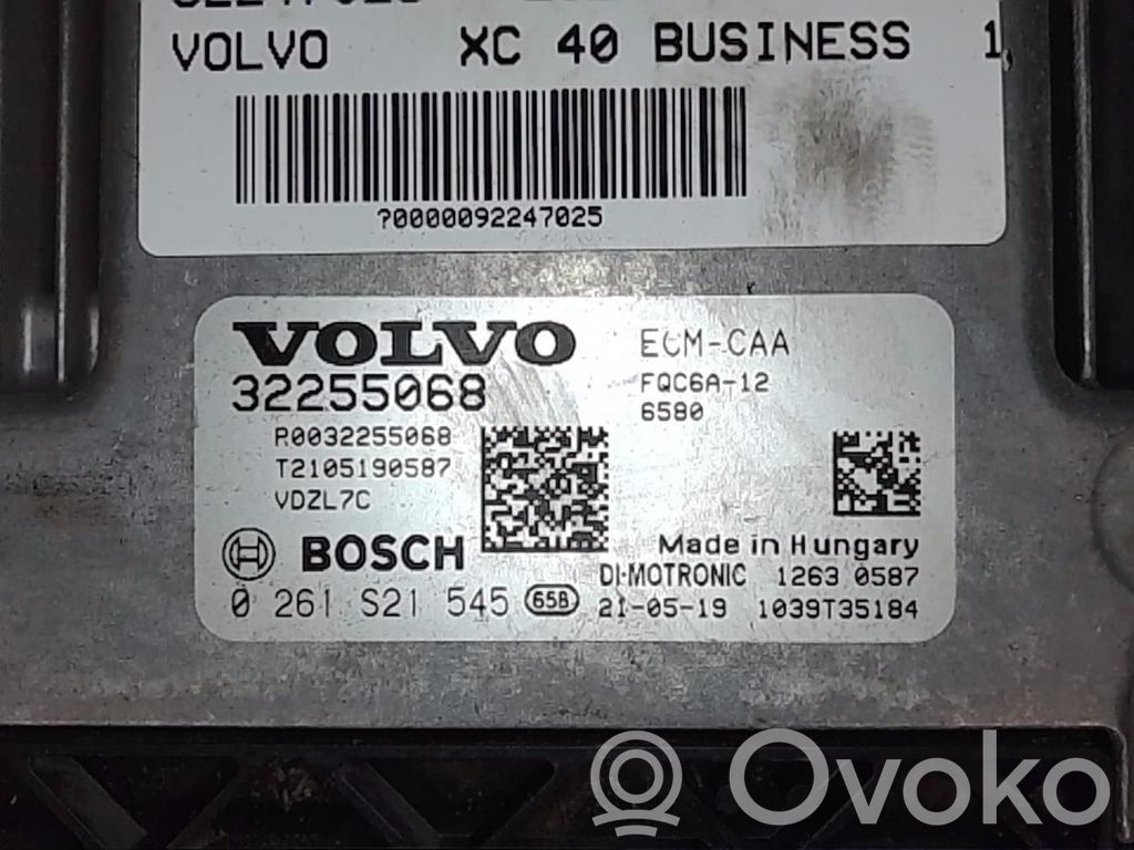 Volvo XC40 Engine control unit/module 