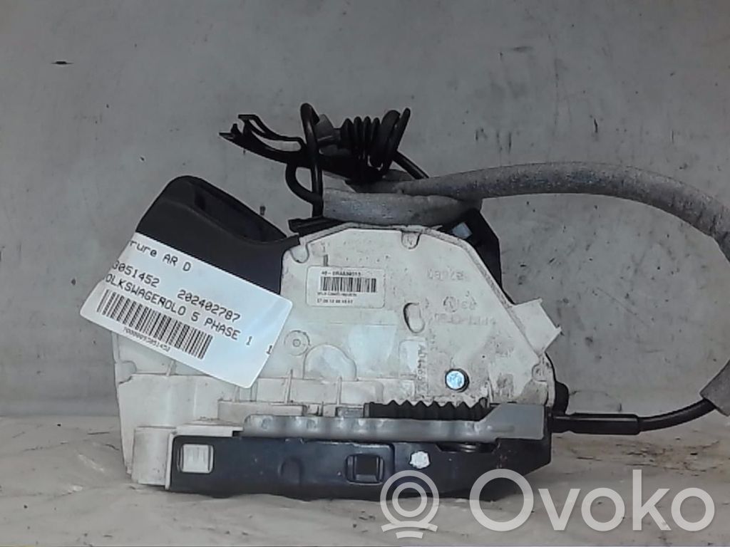Volkswagen Polo V 6R Zamek drzwi tylnych 