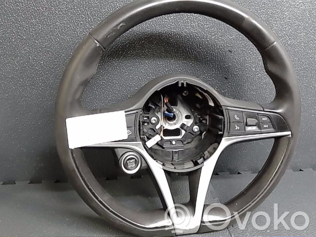 Alfa Romeo Stelvio Ohjauspyörä 