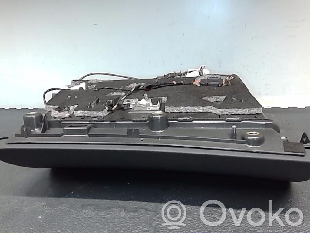 Audi A6 S6 C6 4F Daiktadėžės (bordačioko) komplektas 