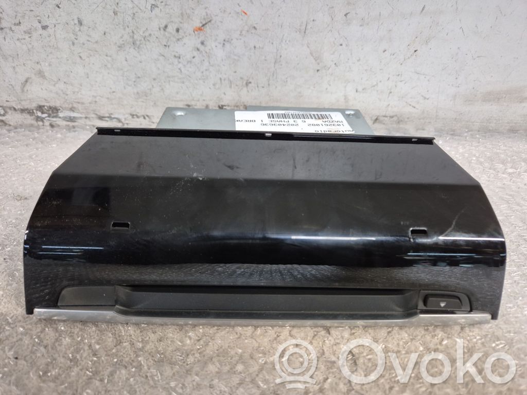 Mazda 6 Radio/CD/DVD/GPS head unit 