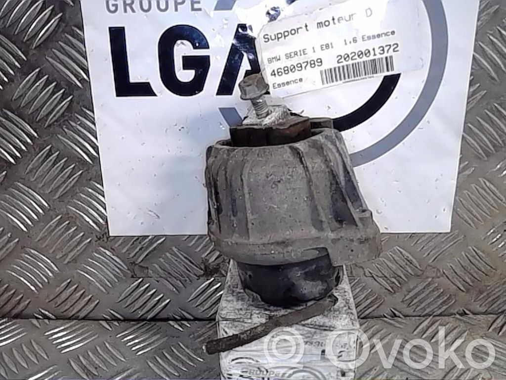 BMW 1 E81 E87 Engine mount bracket 