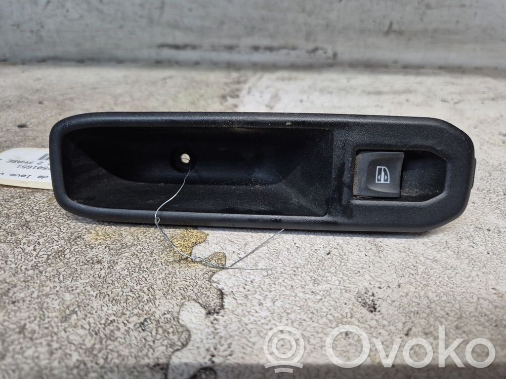 Interruptor del elevalunas eléctrico   254218614R