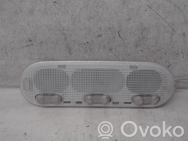 Nissan Juke I F15 Illuminazione sedili anteriori