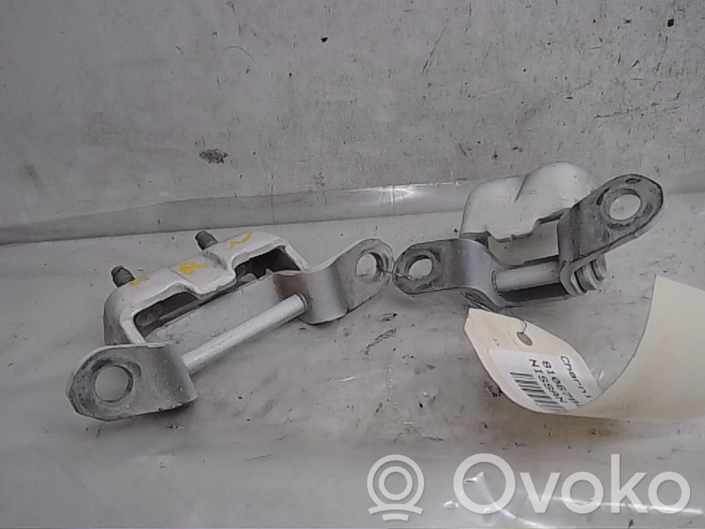 Nissan Qashqai Cerniera superiore della portiera posteriore