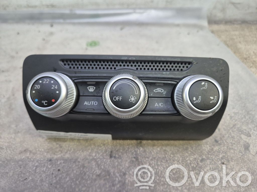Audi A1 Climate control unit 