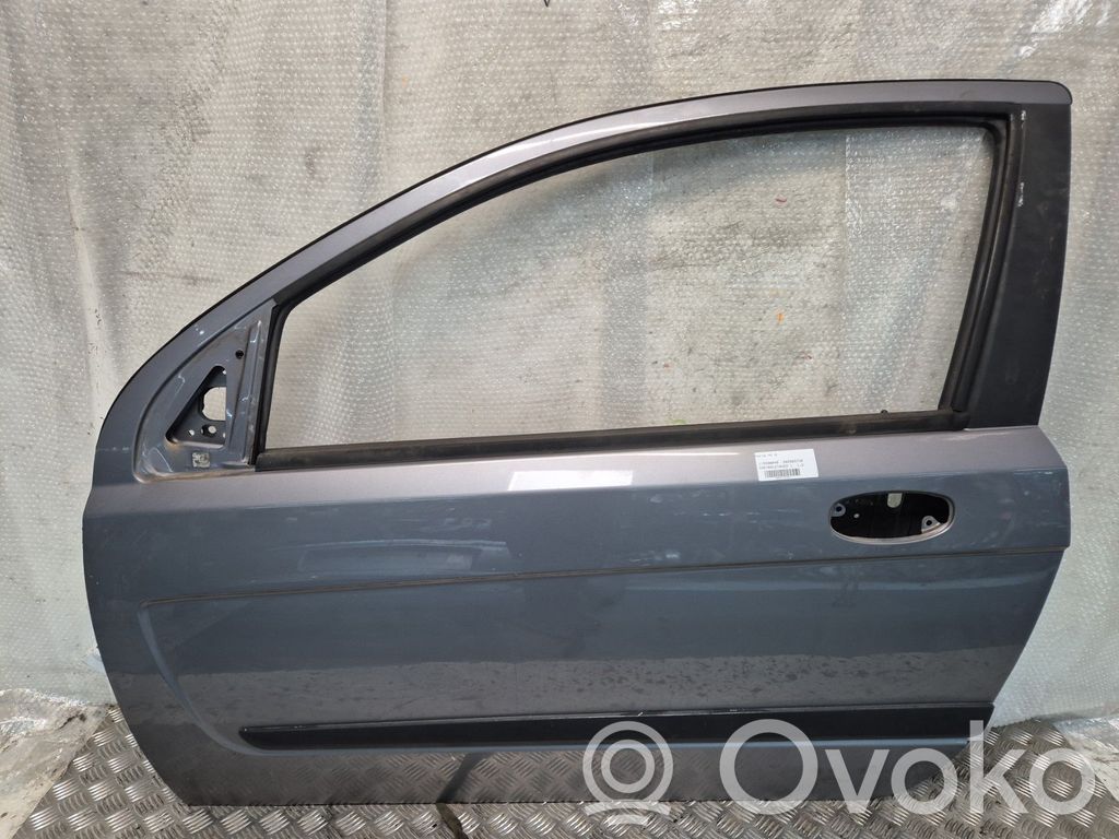 Chevrolet Aveo Puerta delantera 