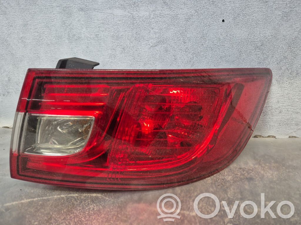 Renault Clio IV Lampă spate în caroserie 