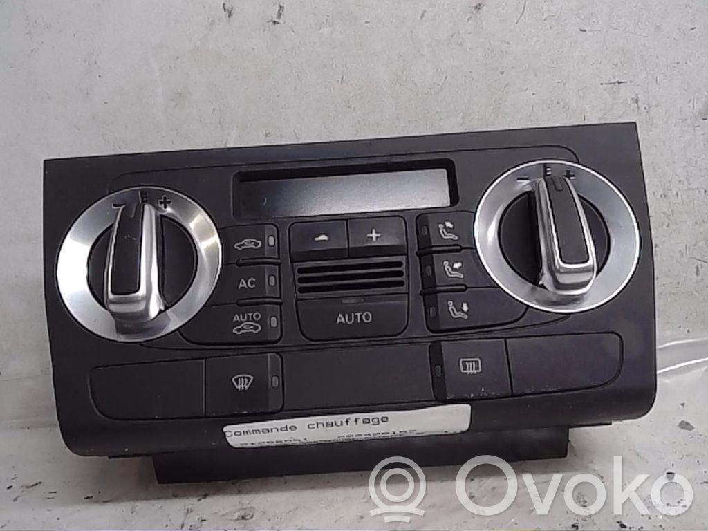 Audi A3 S3 8P Panel klimatyzacji 
