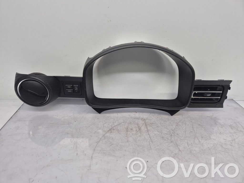 Suzuki Ignis Grilă ventilație/ramă laterală bord 