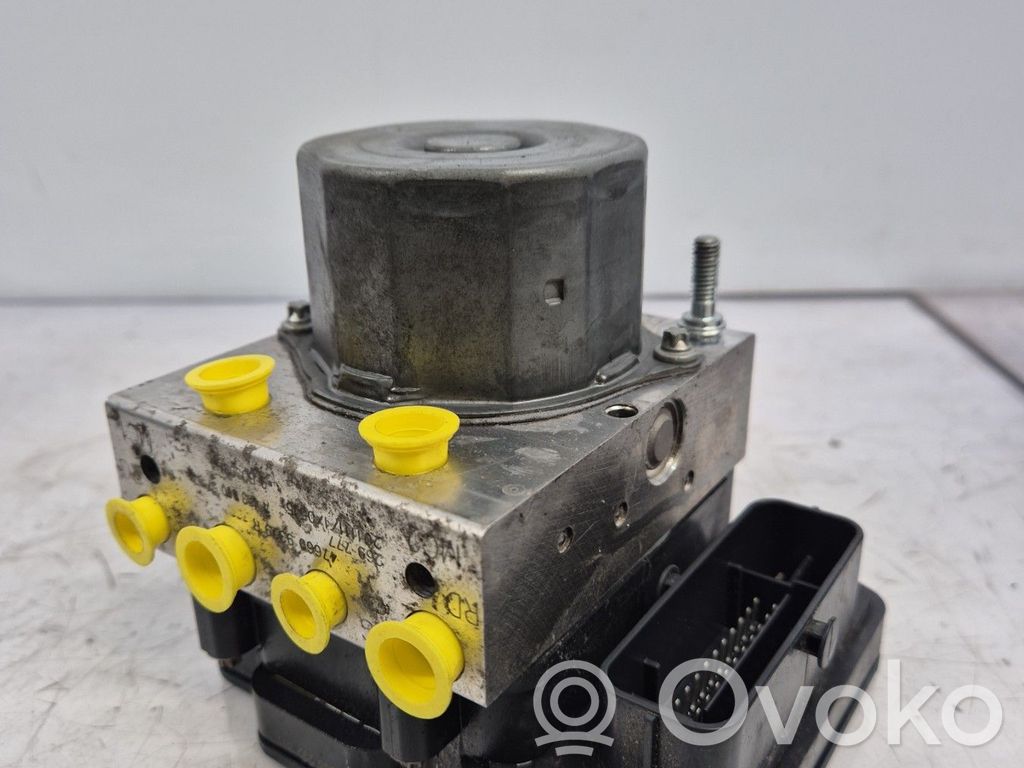 Renault Twingo III ABS Pump 