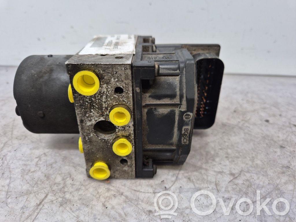 Ford Mondeo Mk III Bomba de ABS 