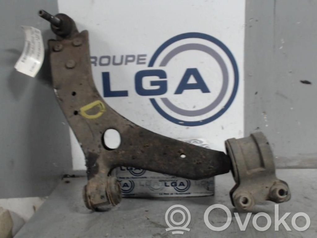 Ford C-MAX I Рычаг 