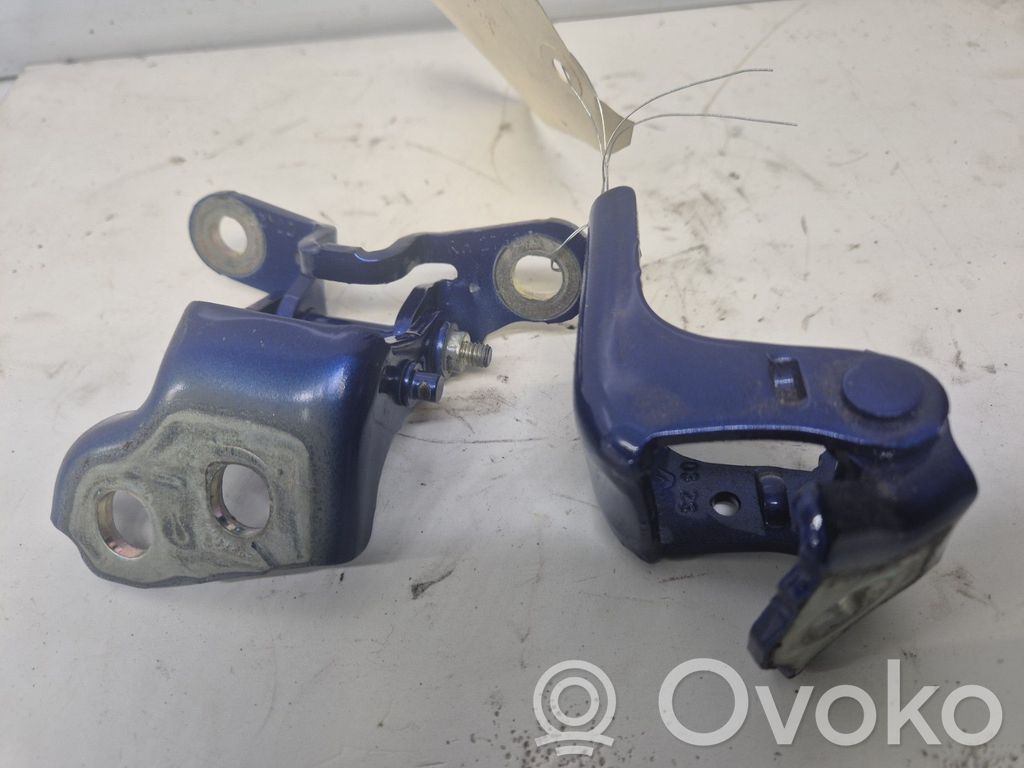 Renault Captur II Rear door upper hinge 