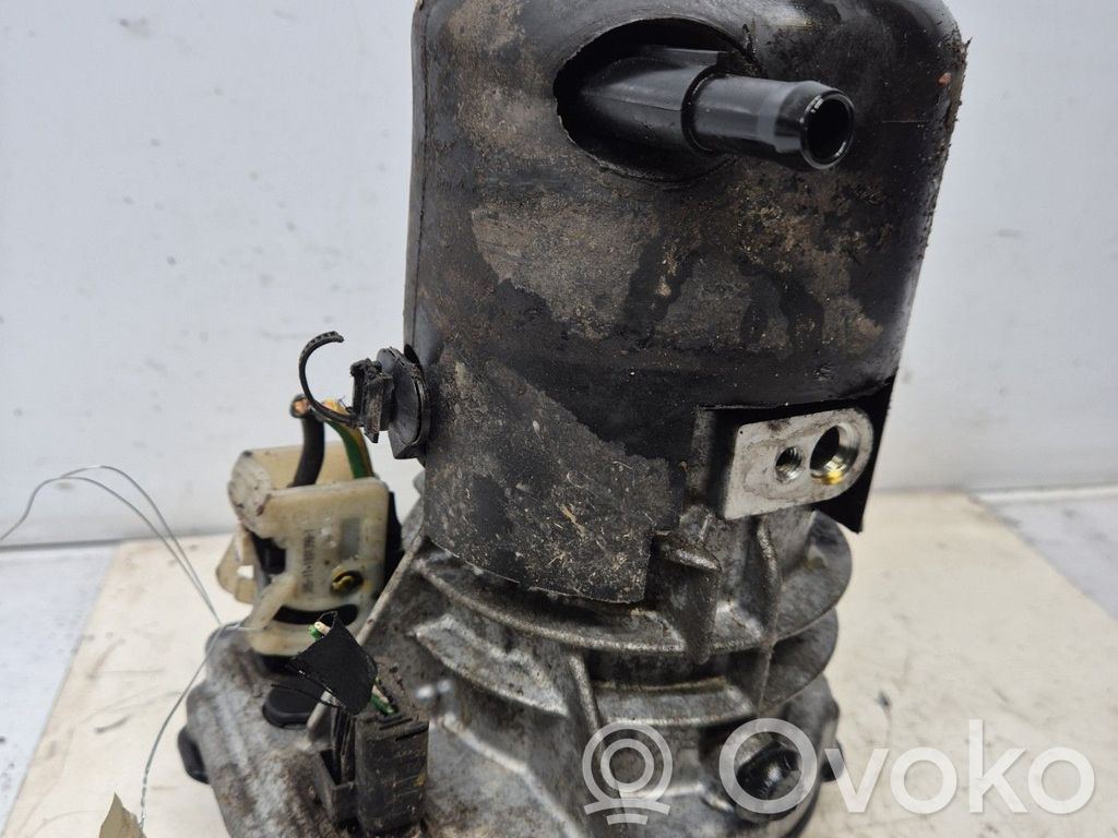 Citroen C5 Power steering pump 