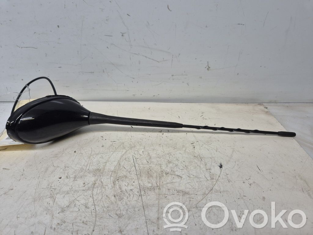 Peugeot 5008 Antena radiowa