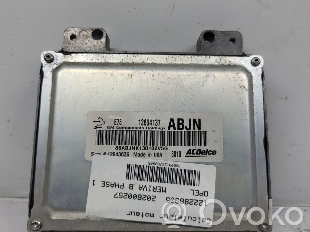 Opel Meriva B Engine control unit/module 