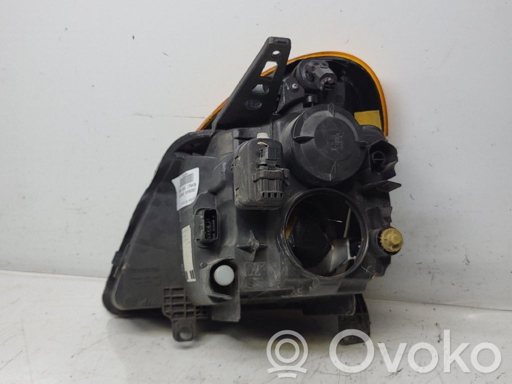 Renault Modus Headlight/headlamp 