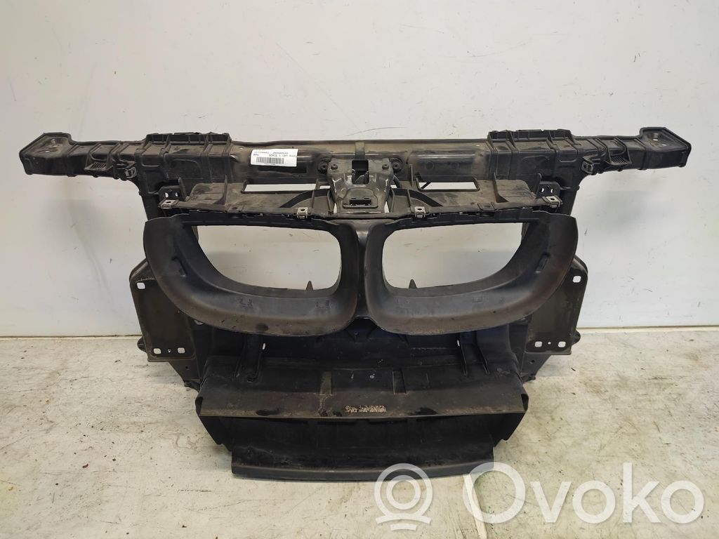 BMW 1 E81 E87 Panou suport radiator 
