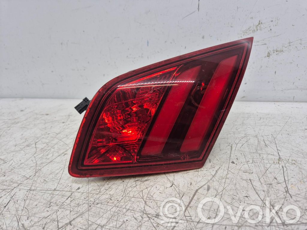 Peugeot 308 Luci posteriori del portellone del bagagliaio