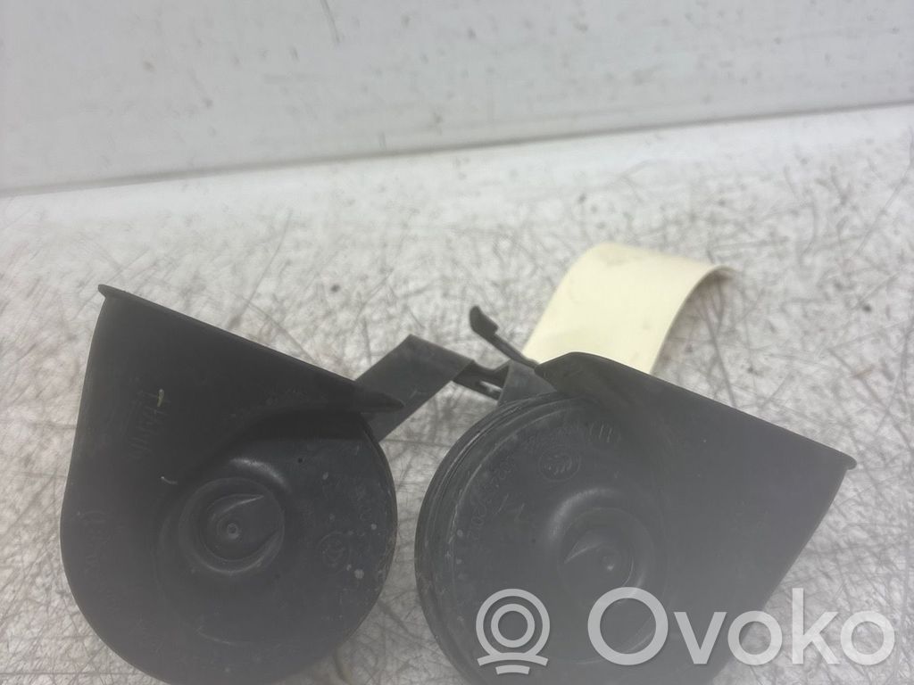 Claxon   00006236Q3