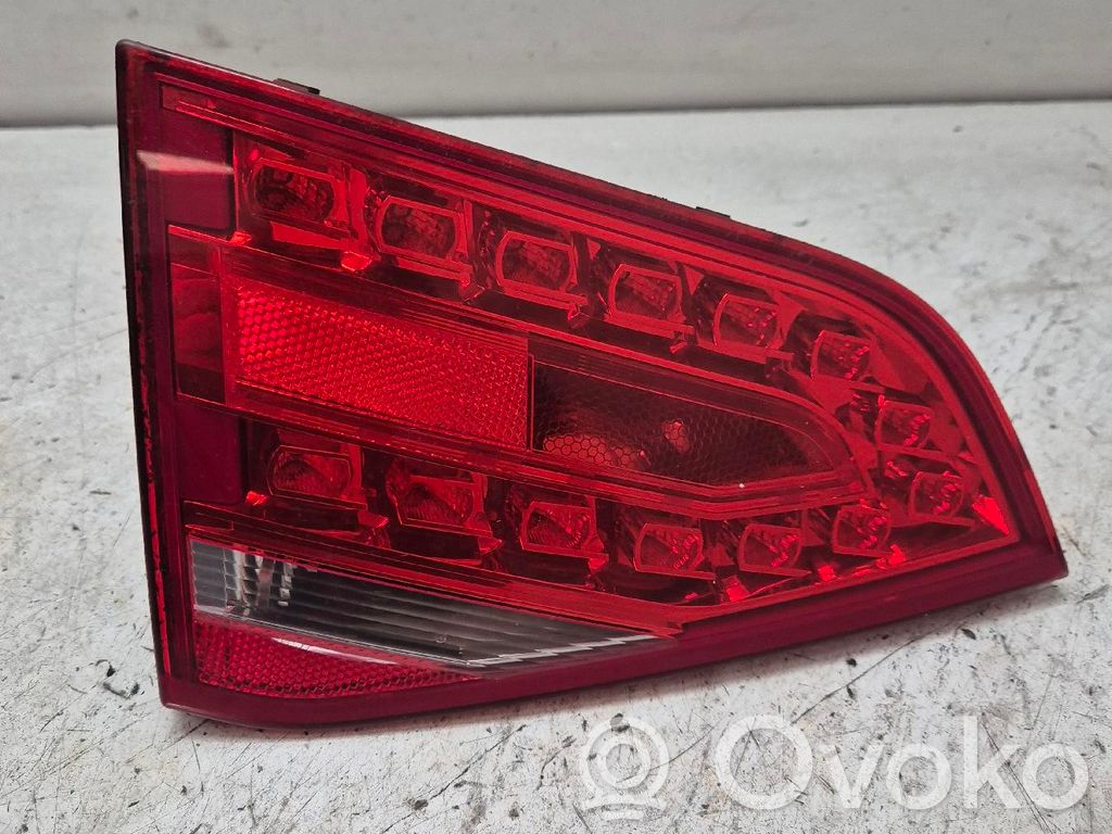 Audi A4 S4 B8 8K Rückleuchte Heckleuchte innen 