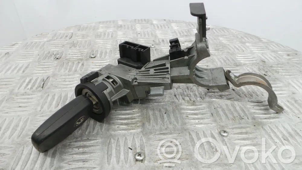 Peugeot Partner Ignition relay 