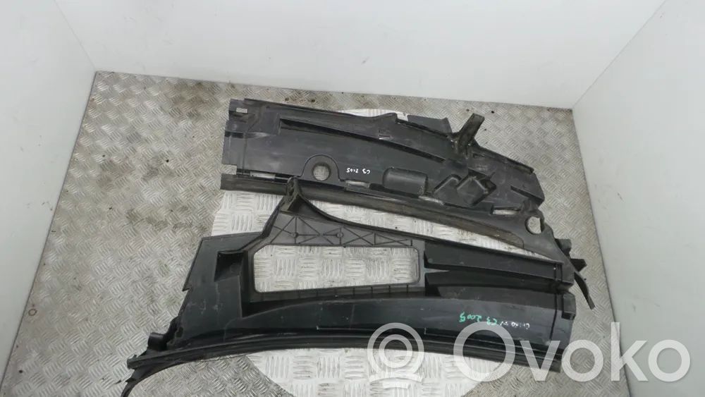 Citroen C3 Kojelaudan keskiverhoilu 