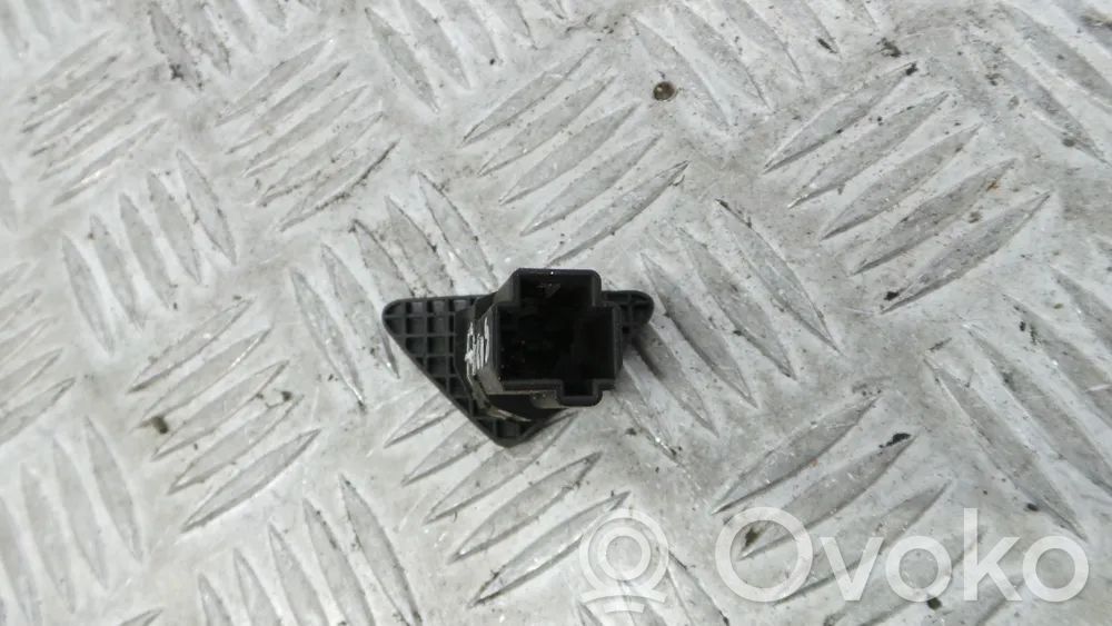 Ford Focus Tailgate/trunk control unit/module 