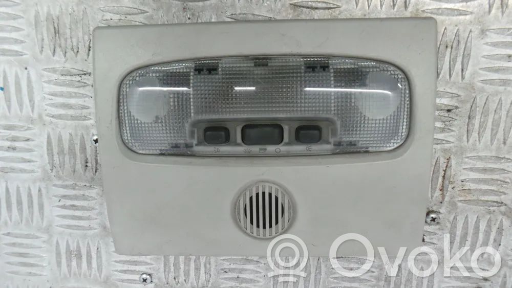 Ford Focus Luz del asiento delantero 