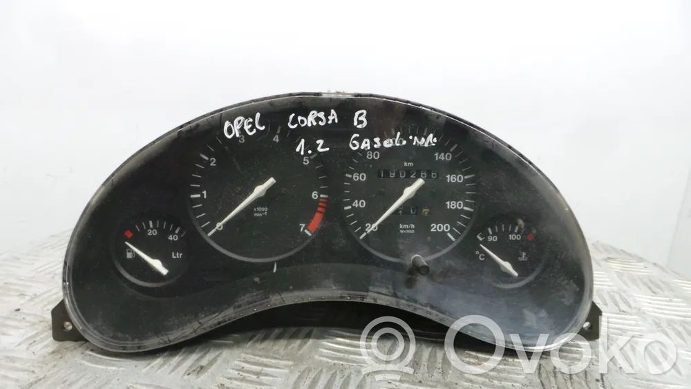 Opel Corsa B Speedometer (instrument cluster) 