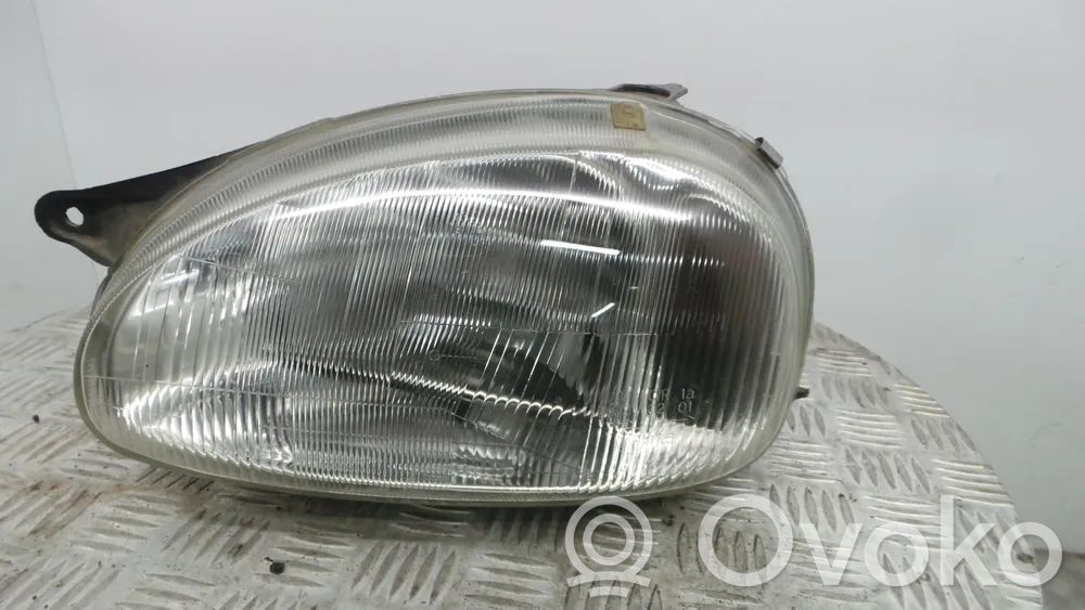 Opel Corsa B Element lampy przedniej 