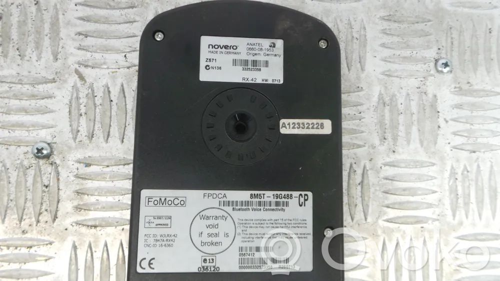 Ford Focus C-MAX Bluetooth ohjausyksikön pidike 