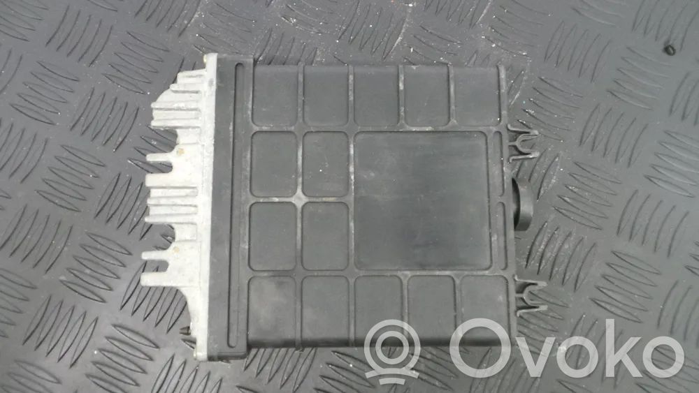 Engine control unit/module ECU   028906021F,0281001366,0281001367