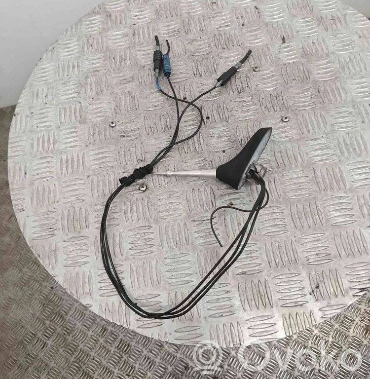Renault Megane II Radion antenni 