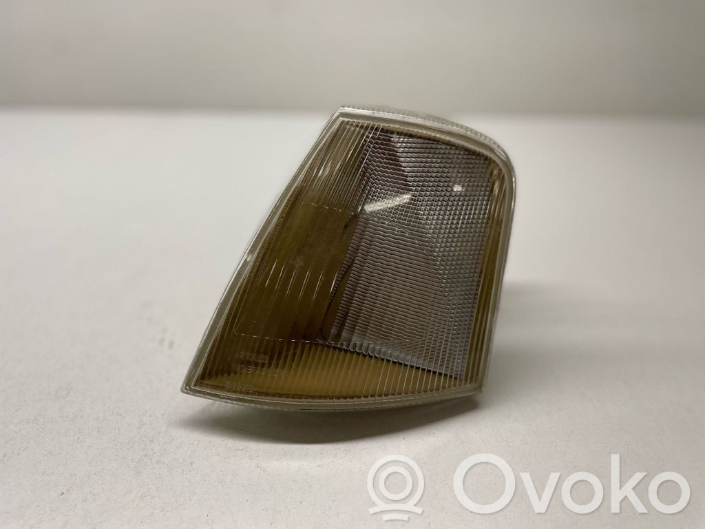 Opel Omega B2 Semnalizator față 