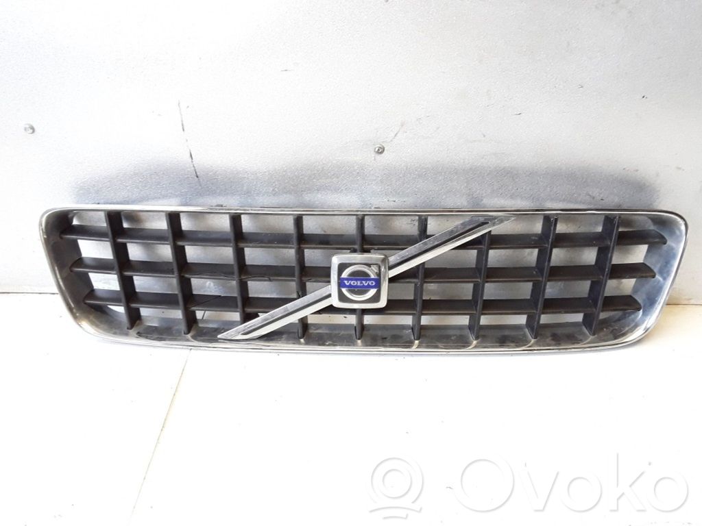 Front grill   8620641