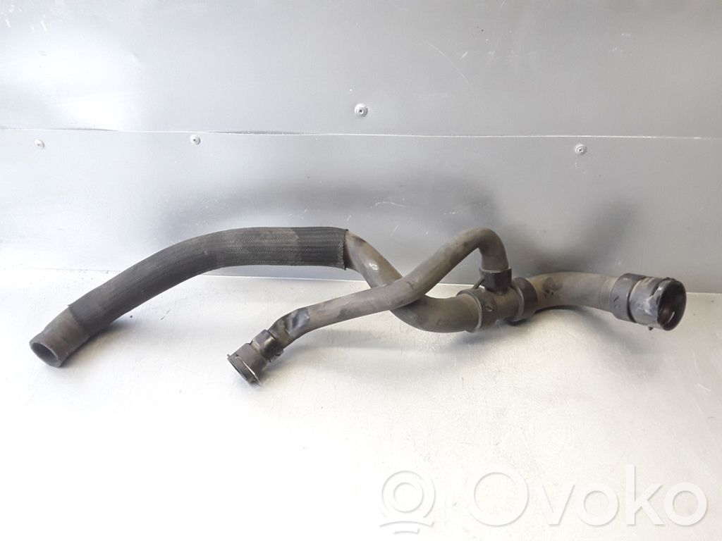 Engine coolant pipe/hose