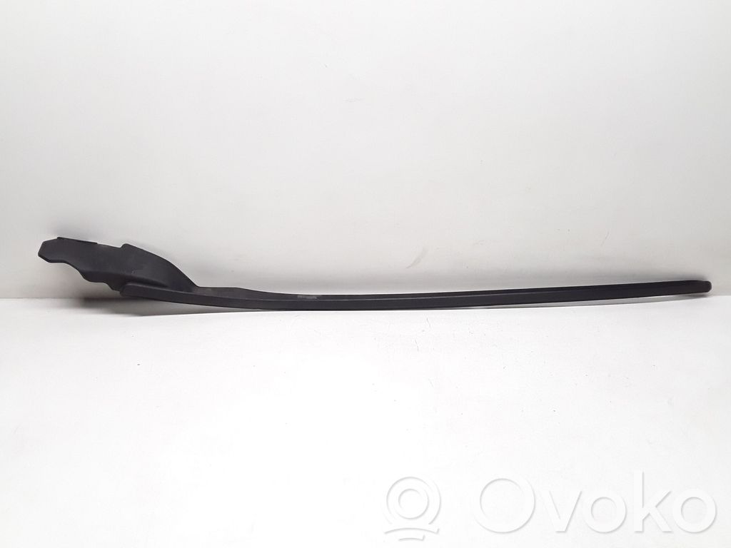 Windshield trim   31378572
