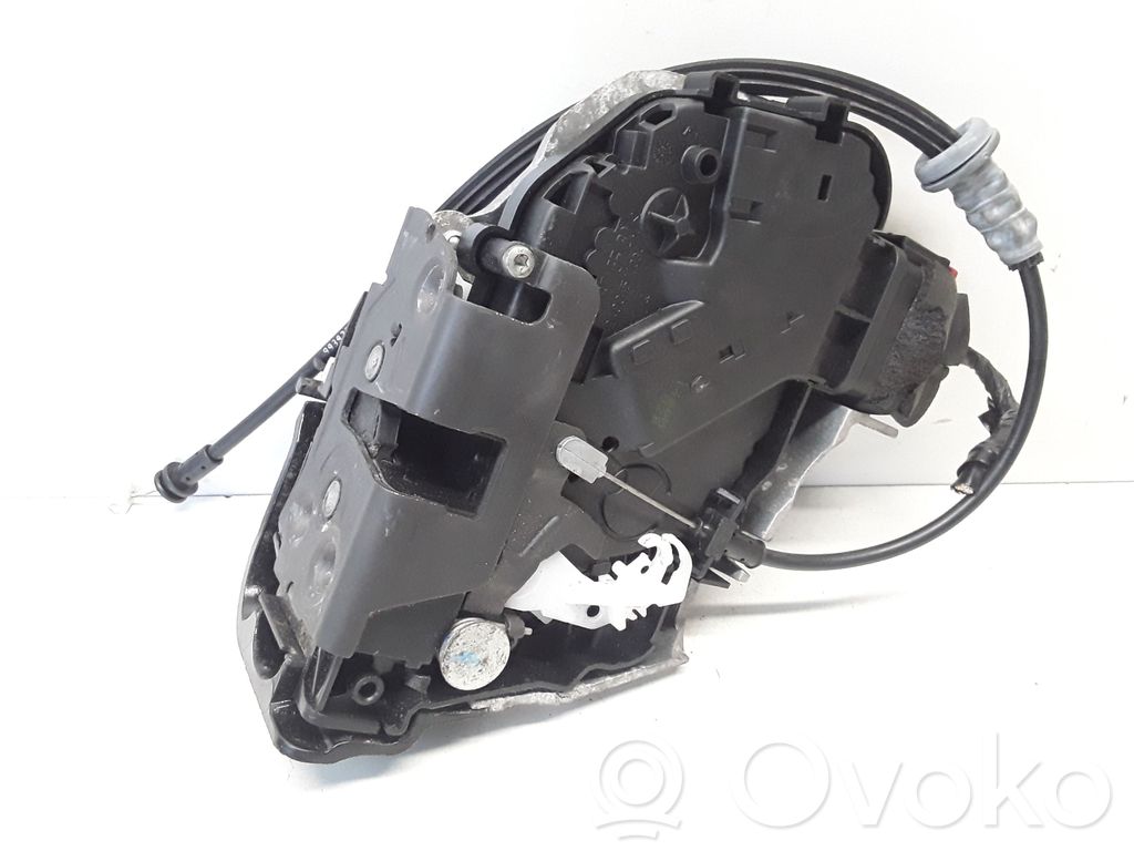 Volvo V50 Front door lock 