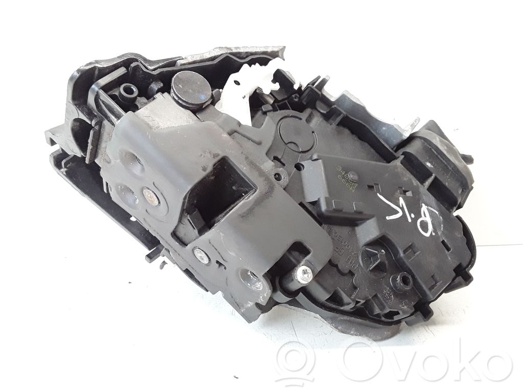 Volvo V50 Front door lock 