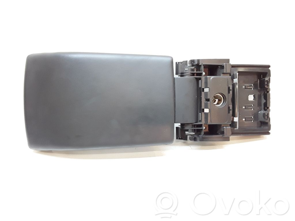 Volvo V70 Armrest 