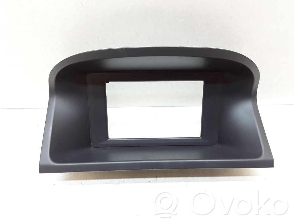 Volvo V70 Panel trim 