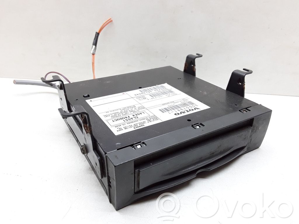 Volvo XC90 Radio/CD/DVD/GPS head unit 