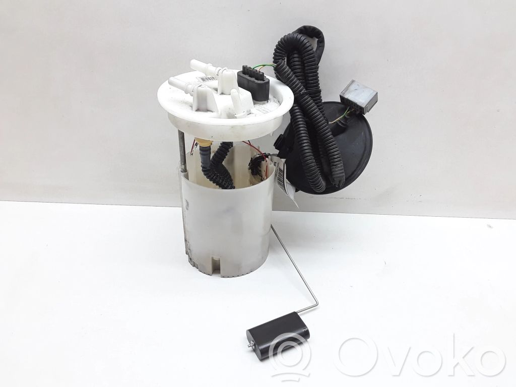 Volvo V40 Bomba interna de combustible 