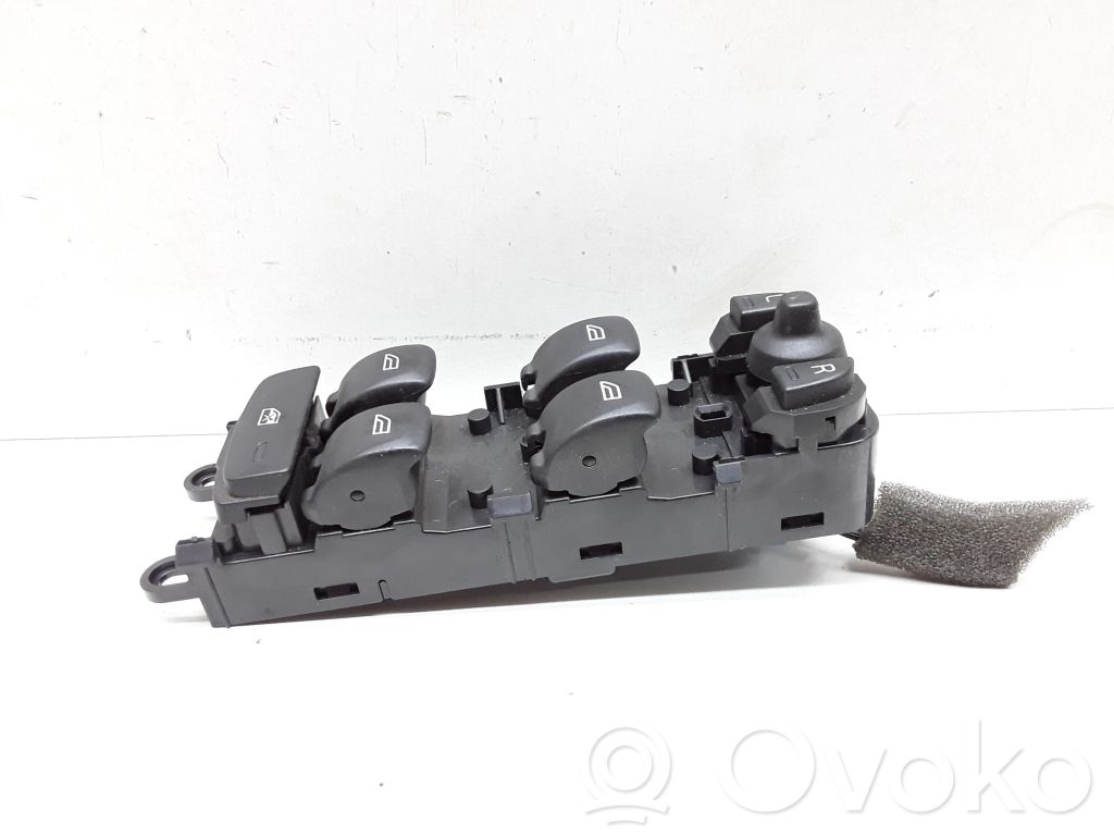 Volvo V40 Electric window control switch 