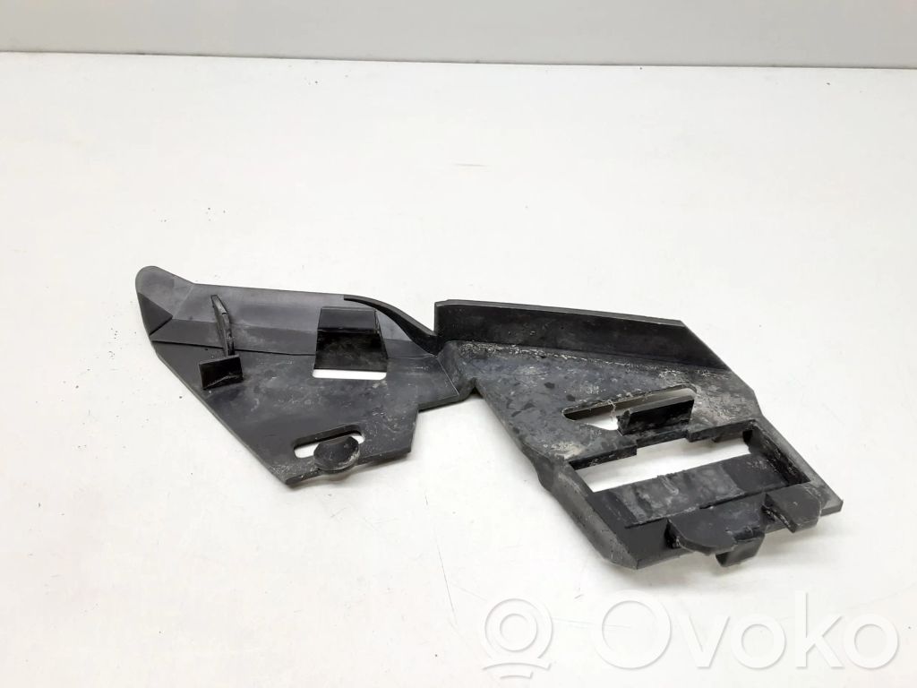 Front bumper mounting bracket   30678261