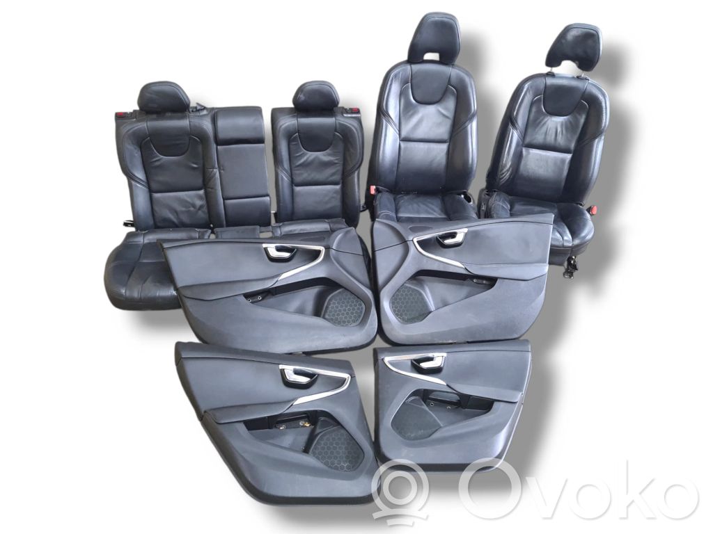Interior set
